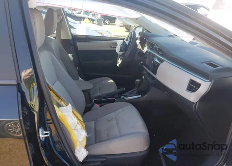 2014 Toyota Corolla Le Plus z USA, uszkodzony, nr VIN 5YFBURHEXEP038771